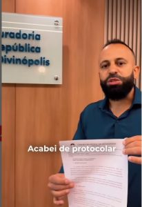 Den&uacute;ncia protocolada por vereador cita reten&ccedil;&atilde;o de recursos no FNDE na execu&ccedil;&atilde;o de obra em Divin&oacute;polis