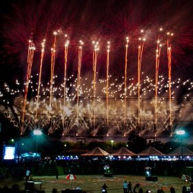 Samonte comemora 150 anos com o maior show pirot&eacute;cnico simult&acirc;neo do Brasil