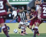 Atlético faz jogo fraco, Biel perde 2 gols e um pênalti e Lanús é bicampeão da Sul-Americana