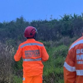 Bombeiros encontram idosa que estava desaparecida em mata na zona rural de Oliveira