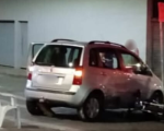 Motociclista fica ferido em colisão entre carro e moto, em Itaúna