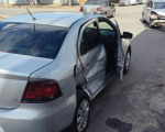 Idosos ficam feridos em acidente entre carros em Divinópolis