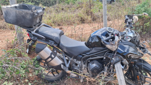 Motociclista fica gravemente ferido ap&oacute;s acidente na MG-423, em Papagaios