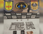 Foragido envolvido em homicídios é preso após perseguição e polícia apreende 116 pinos de cocaína em Divinópolis