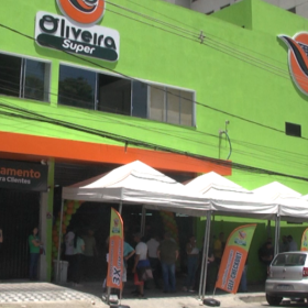 Divinópolis inaugura nova unidade do Oliveira Super