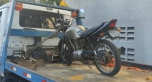 Homem &eacute; preso em Cl&aacute;udio com motocicleta adulterada