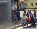 Adolescente é atropelado na Avenida Amazonas, em Divinópolis