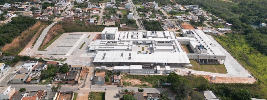 Governo de Minas anuncia doação do Hospital Regional de Divinópolis à União