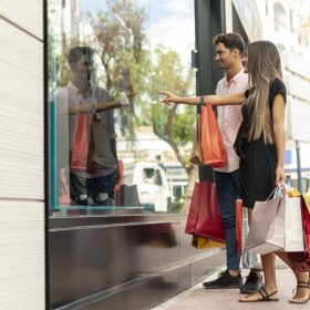 Procon Divinópolis reforça orientações para compras seguras na Black Friday