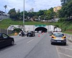 Jovens ficam feridos após acidente no túnel da Lagoinha, em BH