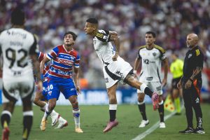Galo perde e Fortaleza respira no Brasileir&atilde;o