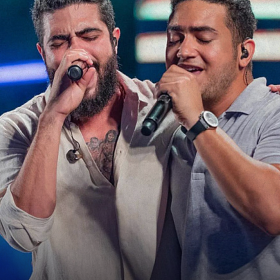 Henrique & Juliano prometem noite hist&oacute;rica em Ita&uacute;na