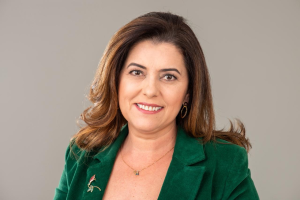 Gleide Andrade ser&aacute; agraciada com a Ordem Nacional do M&eacute;rito Educativo