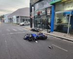 Colisão entre motocicletas deixa feridos no Centro de Formiga