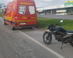 Formiga: Motociclista fica ferida em acidente na MG-050 e caminhoneiro foge sem prestar socorro