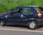 Motorista fica gravemente ferido após capotar carro na BR-494, em Itapecerica