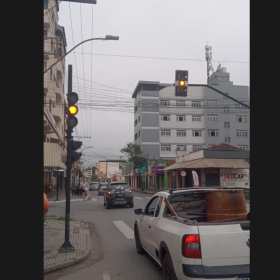 Atenção motoristas: Semáforo em manutenção no bairro Niterói
