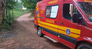 Homem desaparece ap&oacute;s afogamento na cachoeira de Maril&acirc;ndia