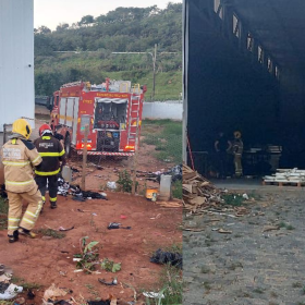 Inc&ecirc;ndio &eacute; registrado em ind&uacute;stria de Oliveira