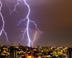 Cemig orienta sobre medidas que evitam a queima de equipamentos durante temporais de verão