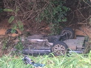 Acidente mata casal, filhas e sobrinha na MG-164 em Martinho Campos