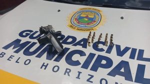 Ap&oacute;s saidinha de natal, preso tenta comprar droga e &eacute; baleado em BH
