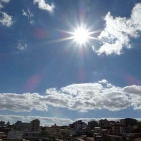 Divinópolis segue em alerta para onda de calor nesta segunda (29); veja previsão