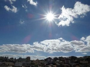 Divinópolis segue em alerta para onda de calor nesta segunda (29); veja previsão