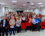 Acom homenageia voluntários em evento marcado por gratidão e reconhecimento