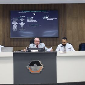 C&acirc;mara de Divin&oacute;polis aprova projetos sobre sa&uacute;de da mulher, meio ambiente e previd&ecirc;ncia municipal