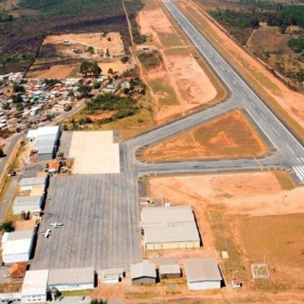 Empresários denunciam restrição a voos noturnos no aeroporto de Divinópolis