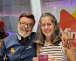 Ganhadora do Roletrando, Lindalva retirou o seu prêmio no programa Jorge Neto