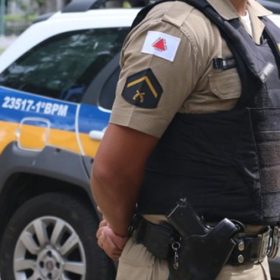 A&ccedil;&atilde;o militar desmantela venda de drogas na regi&atilde;o do Niter&oacute;i