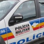 Motocicleta Yamaha Factor YBR 125 recuperada pela Pol&iacute;cia Militar no bairro Niter&oacute;i, em Divin&oacute;polis.