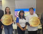 Nota Fiscal Mineira entrega prêmio de R$ 1 milhão a ganhadora de Uberlândia