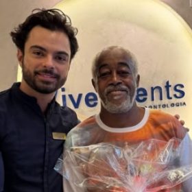 Implante dentário recupera qualidade de vida dos pacientes