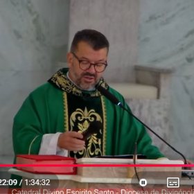 “Lobos em pele de cordeiro”, diz padre Edmar ao explicar saída da Catedral