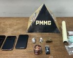 Polícia Militar prende dois jovens por tráfico de drogas em Itaúna