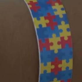 UPA de Divinópolis adota pulseiras para atendimento aos pacientes com autismo