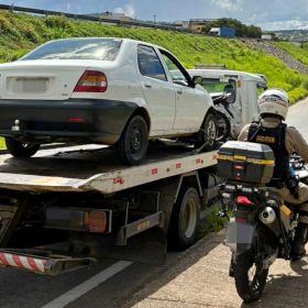PM apreende carro usado em duplo homicídio e prende suspeito em Nova Serrana