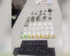 Trio é detido após tentar jogar sacola de drogas em telhado da vizinha