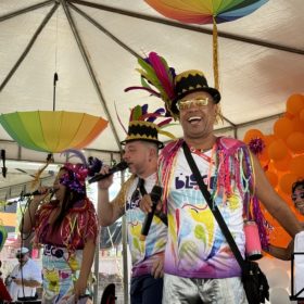 Estrutura do Pré-Carnaval começa a ser montada na Avenida Paraná