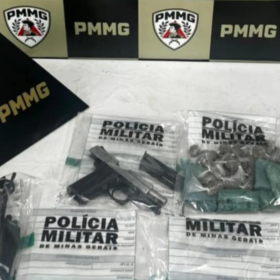 PM prende homem armado e apreende drogas após denúncia anônima em Oliveira