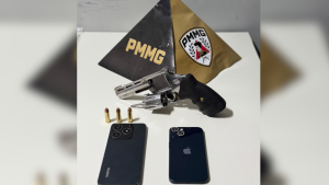 Arma é encontrada escondida em balde com ferramentas durante ação da PM em Formiga