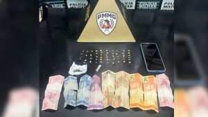 PM apreende adolescente com 45 pedras de crack e maconha em Par&aacute; de Minas