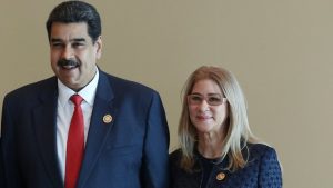 Governo da Venezuela diz desconhecer paradeiro de Maduro