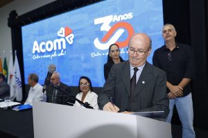 Rafael Nogueira &eacute; empossado como presidente da Acom