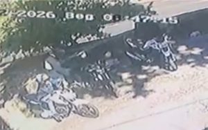 Jovens são presos com moto furtada e veículo clonado no Barro Preto em BH
