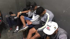 Homem condenado por espancar cruzeirense em briga de torcidas organizadas é preso em BH