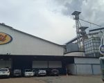 Estúdio móvel da Rádio Nova Sertaneja marca presença na Feira da Empregabilidade da Codil em Divinópolis